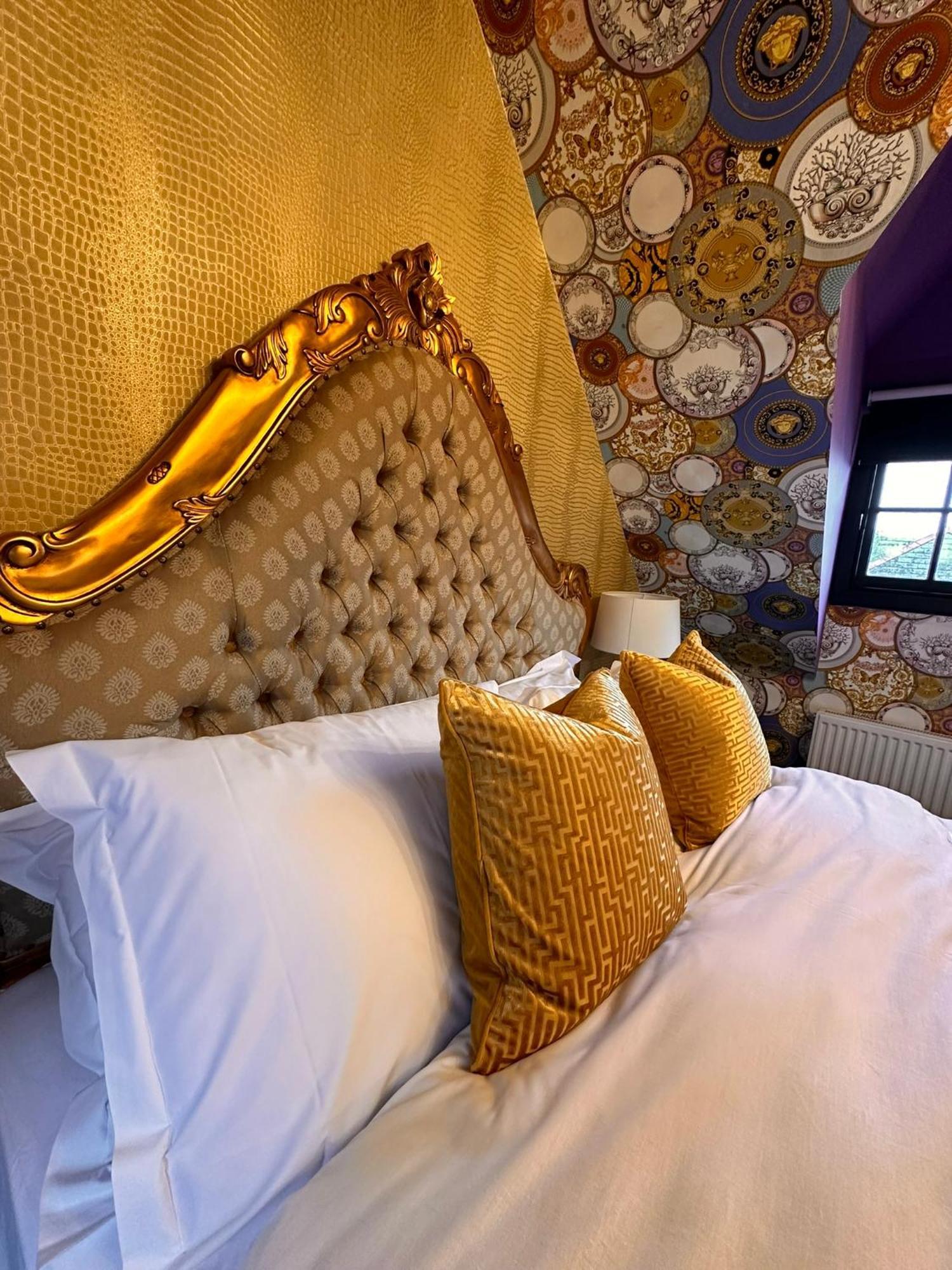Kip 23 Jjs Emsworth Hotel ภายนอก รูปภาพ