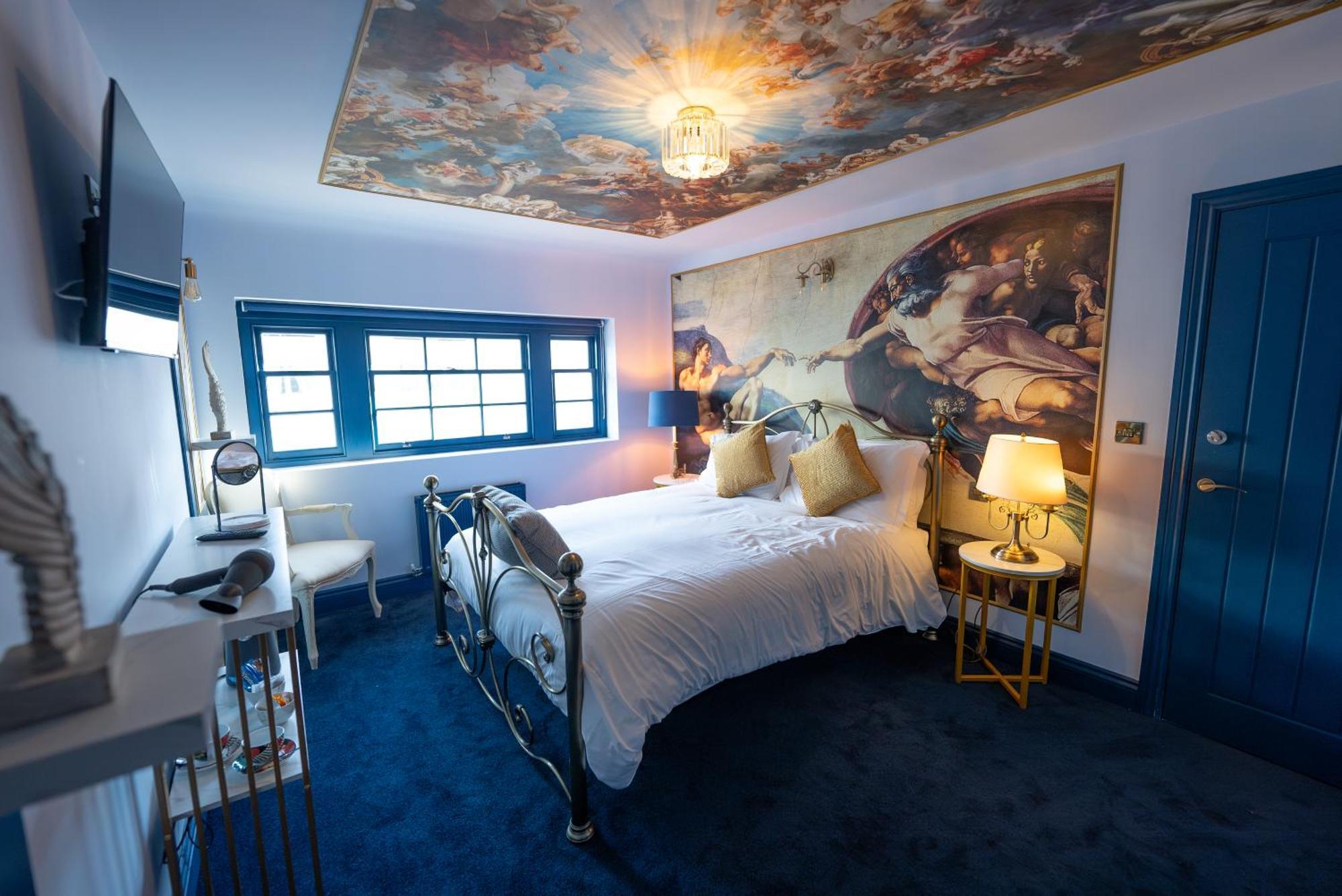 Kip 23 Jjs Emsworth Hotel ภายนอก รูปภาพ